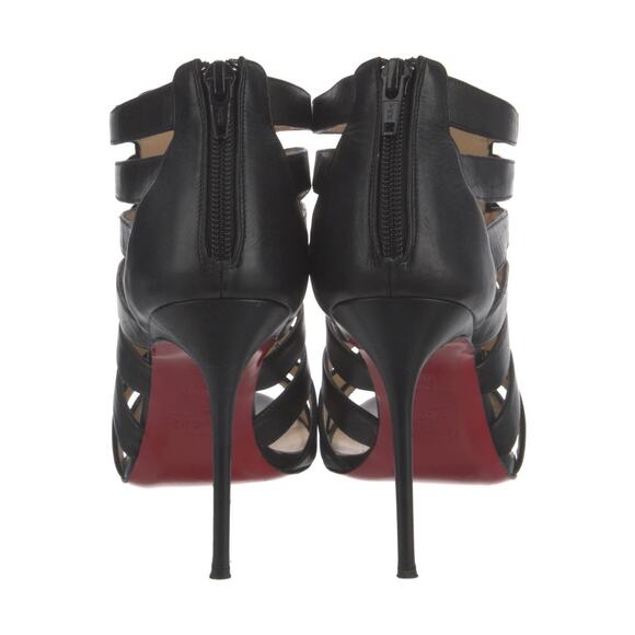 ❤️Christian Louboutin Leather Heels❤️ - Picture 4 of 5
